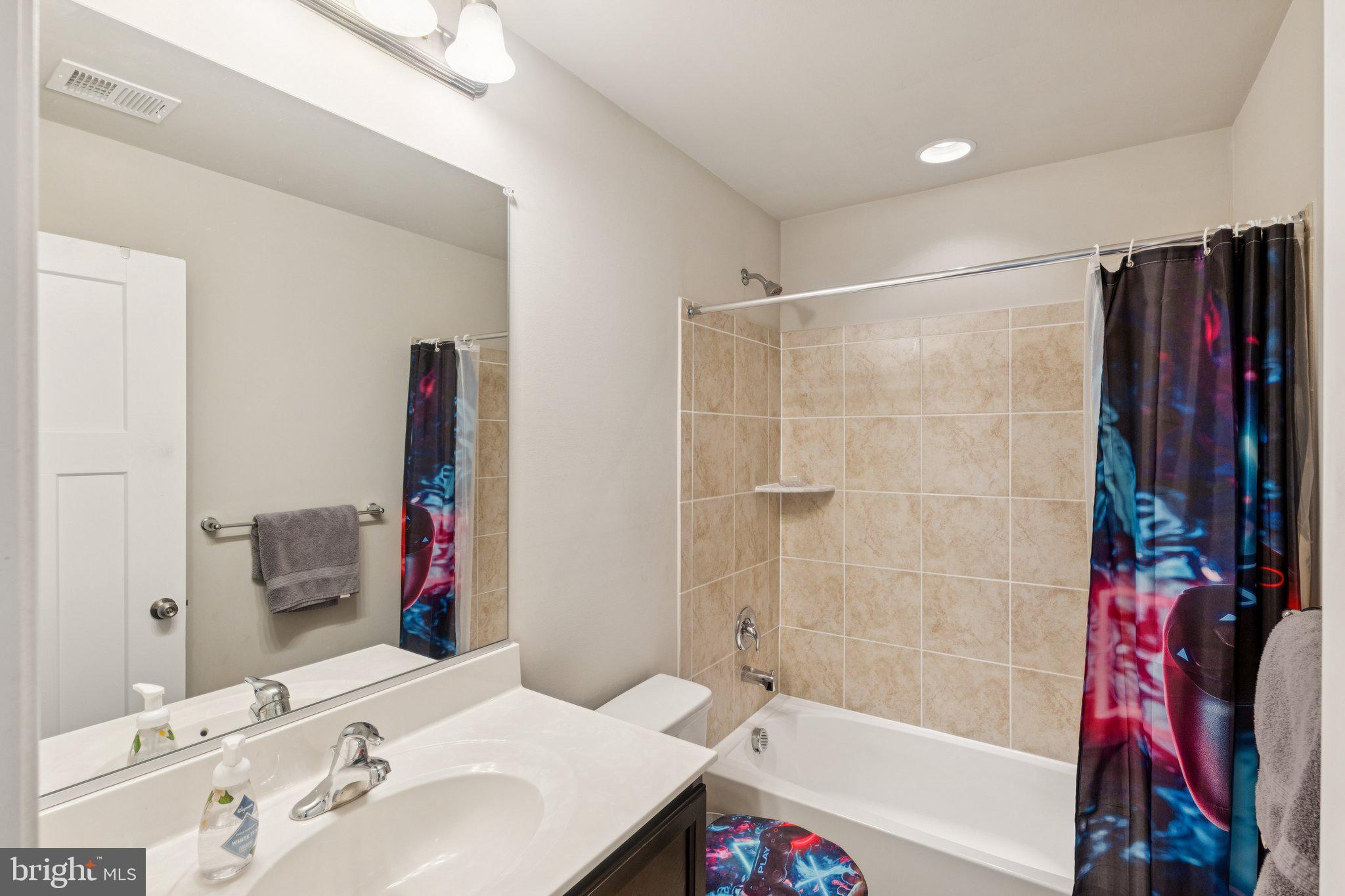 TUSCARORA CREEK - Residential