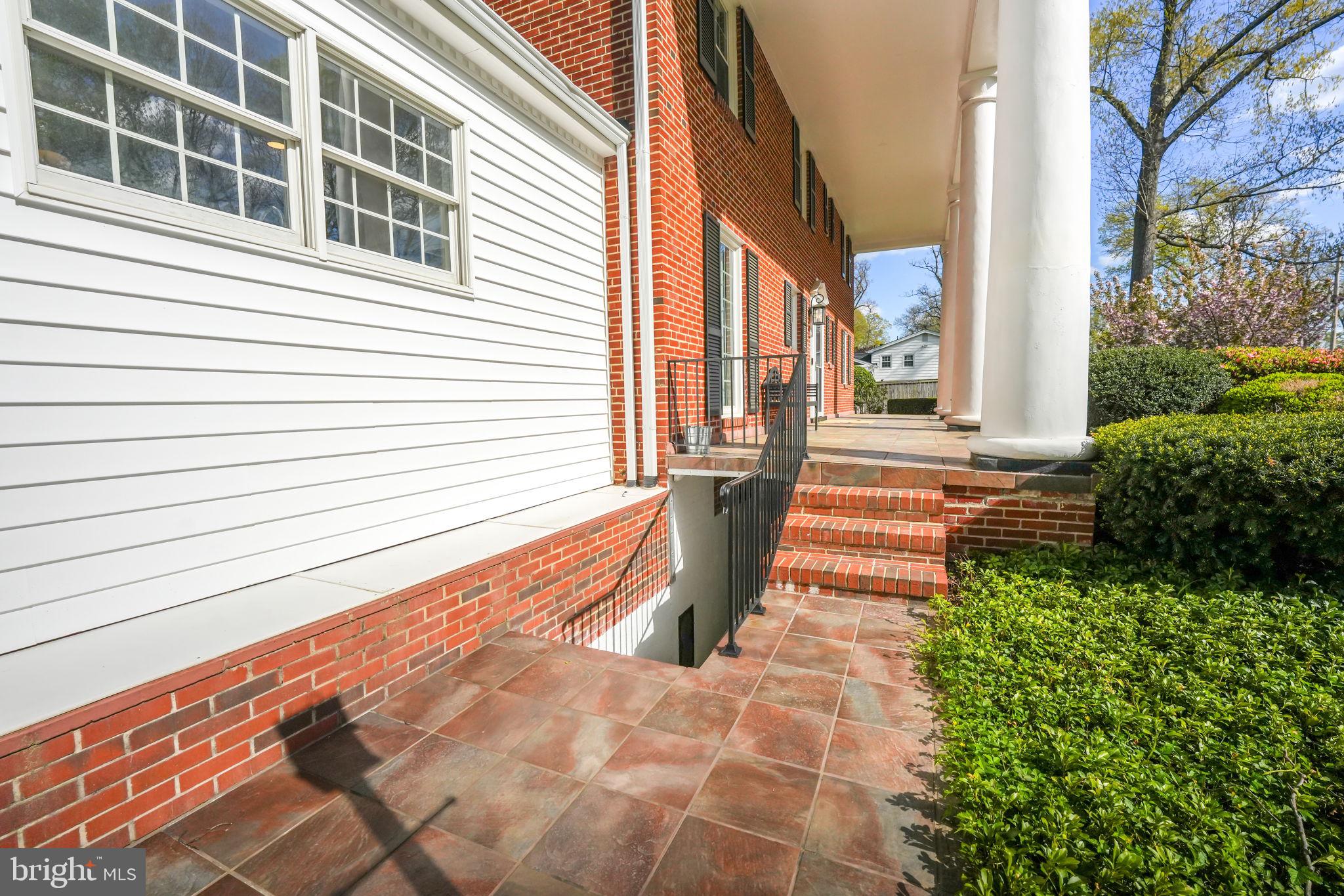 FAIRMONT ESTATES - Residential