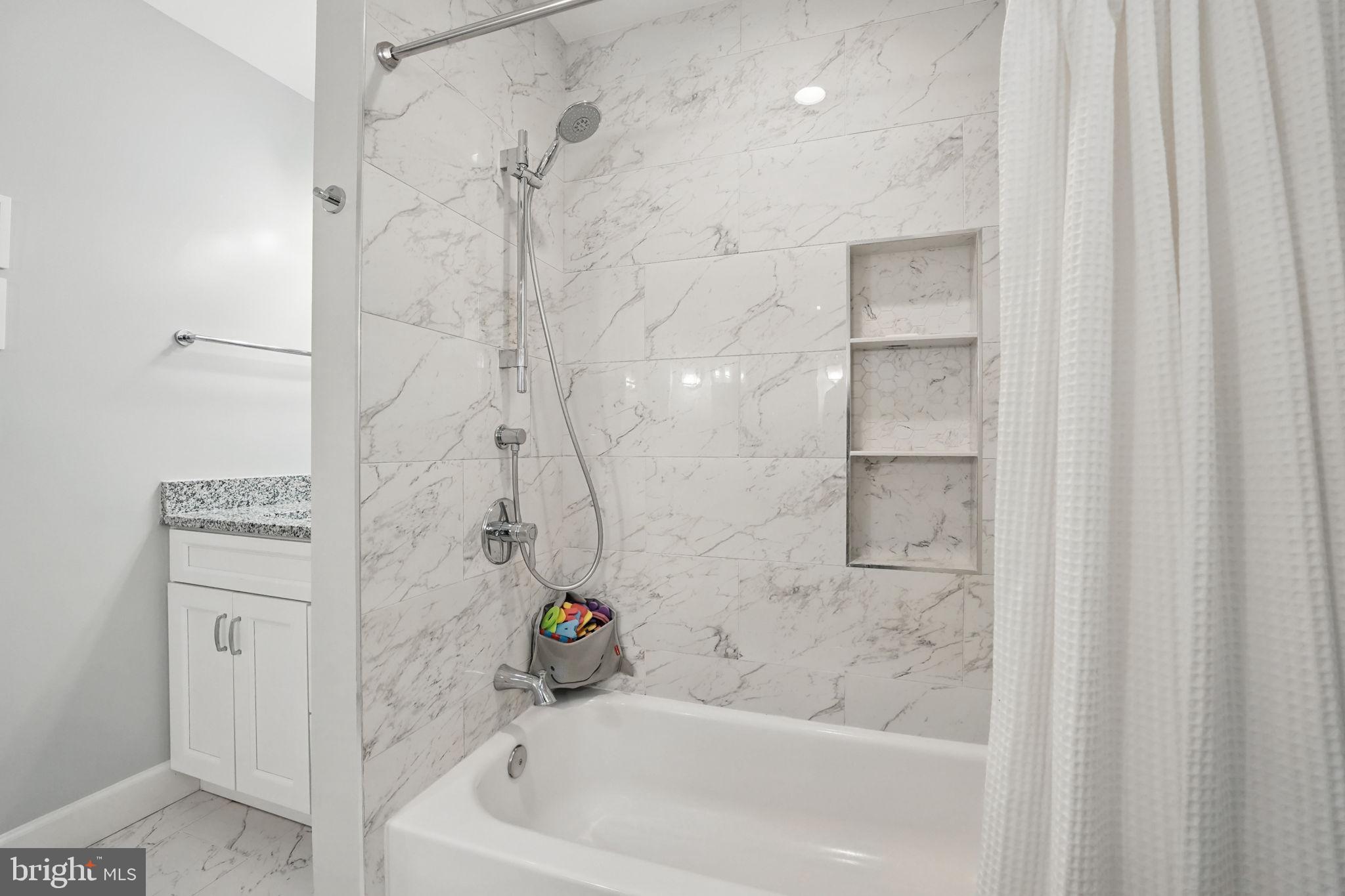 FAIRMONT ESTATES - Residential