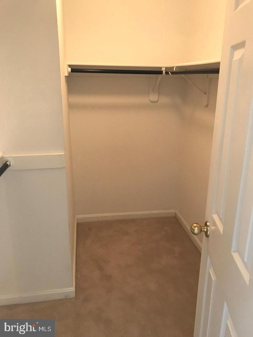 LAKE RIDGE - Residential Lease