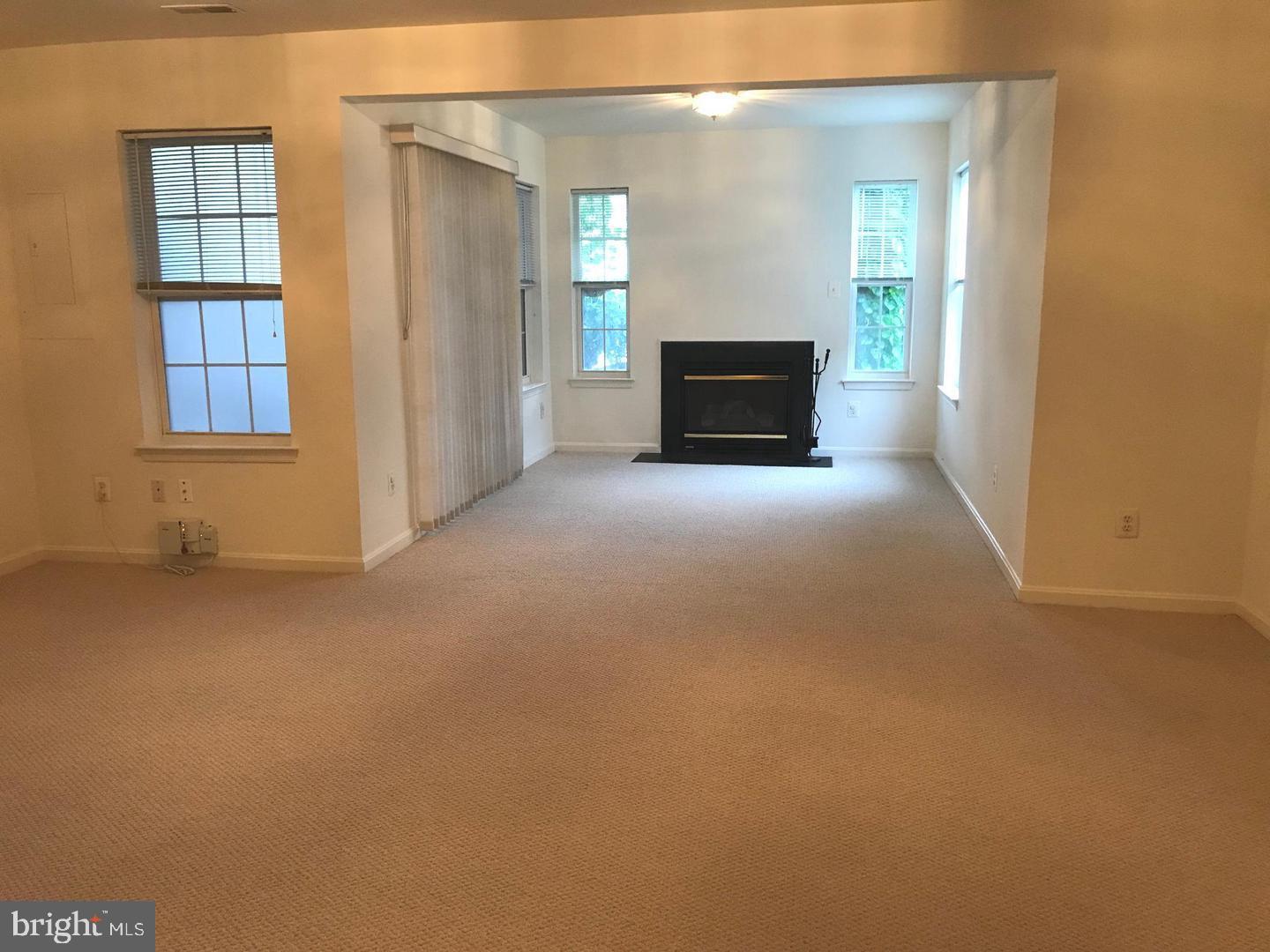 LAKE RIDGE - Residential Lease