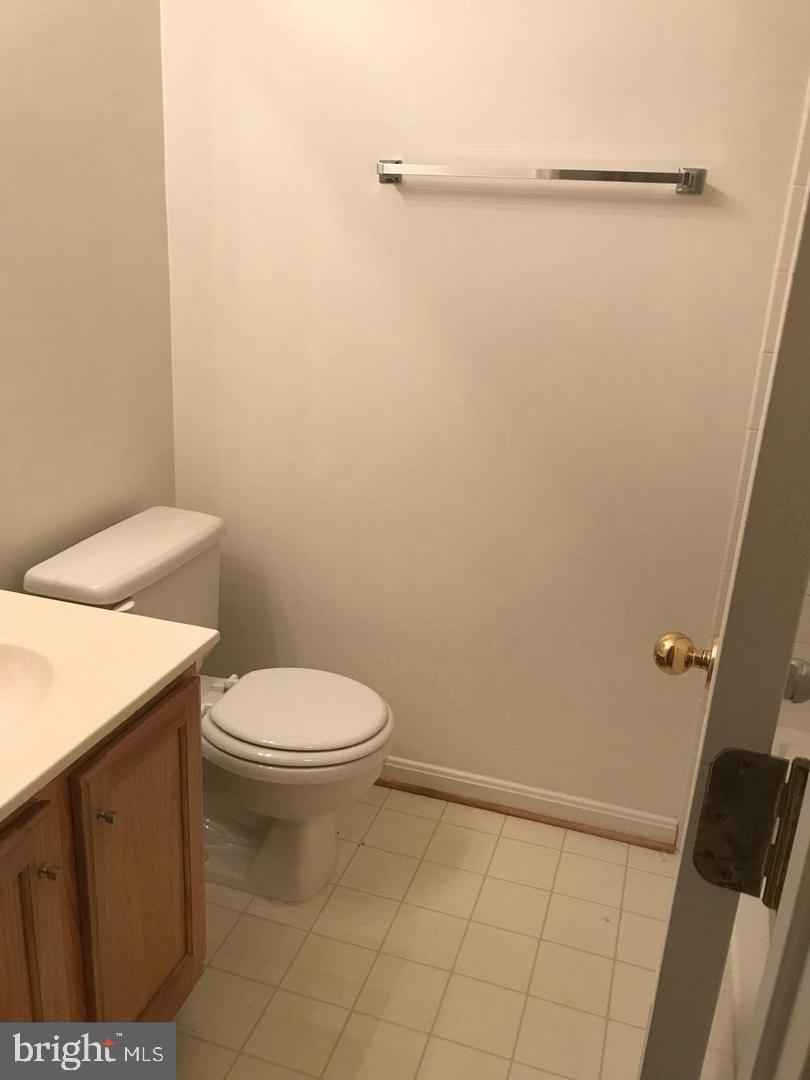 LAKE RIDGE - Residential Lease