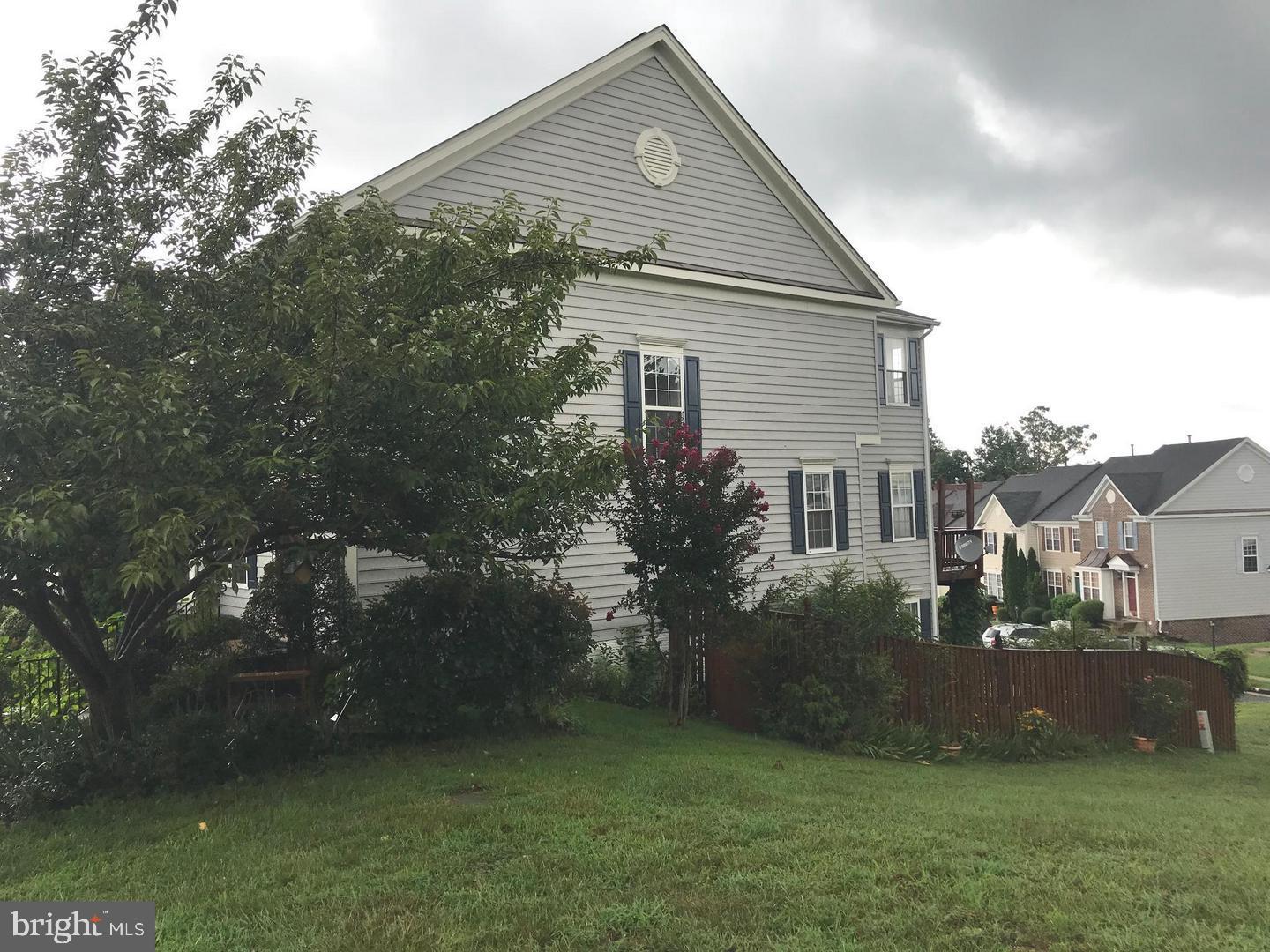 LAKE RIDGE - Residential Lease