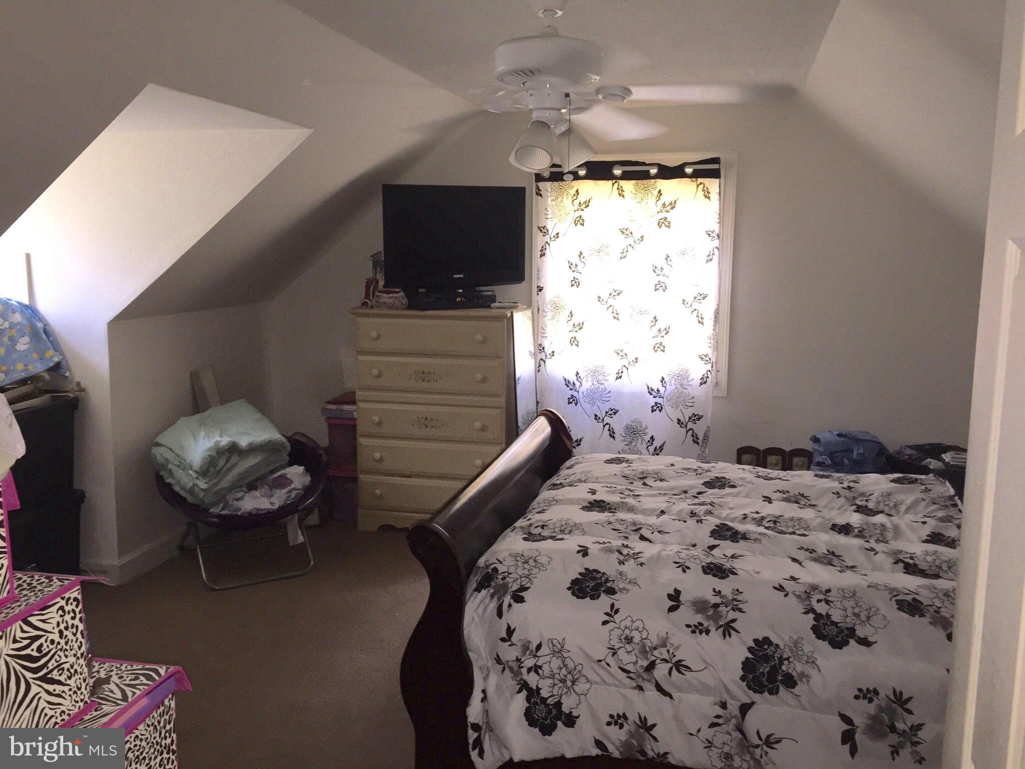 ROLAND TERRACE - Residential