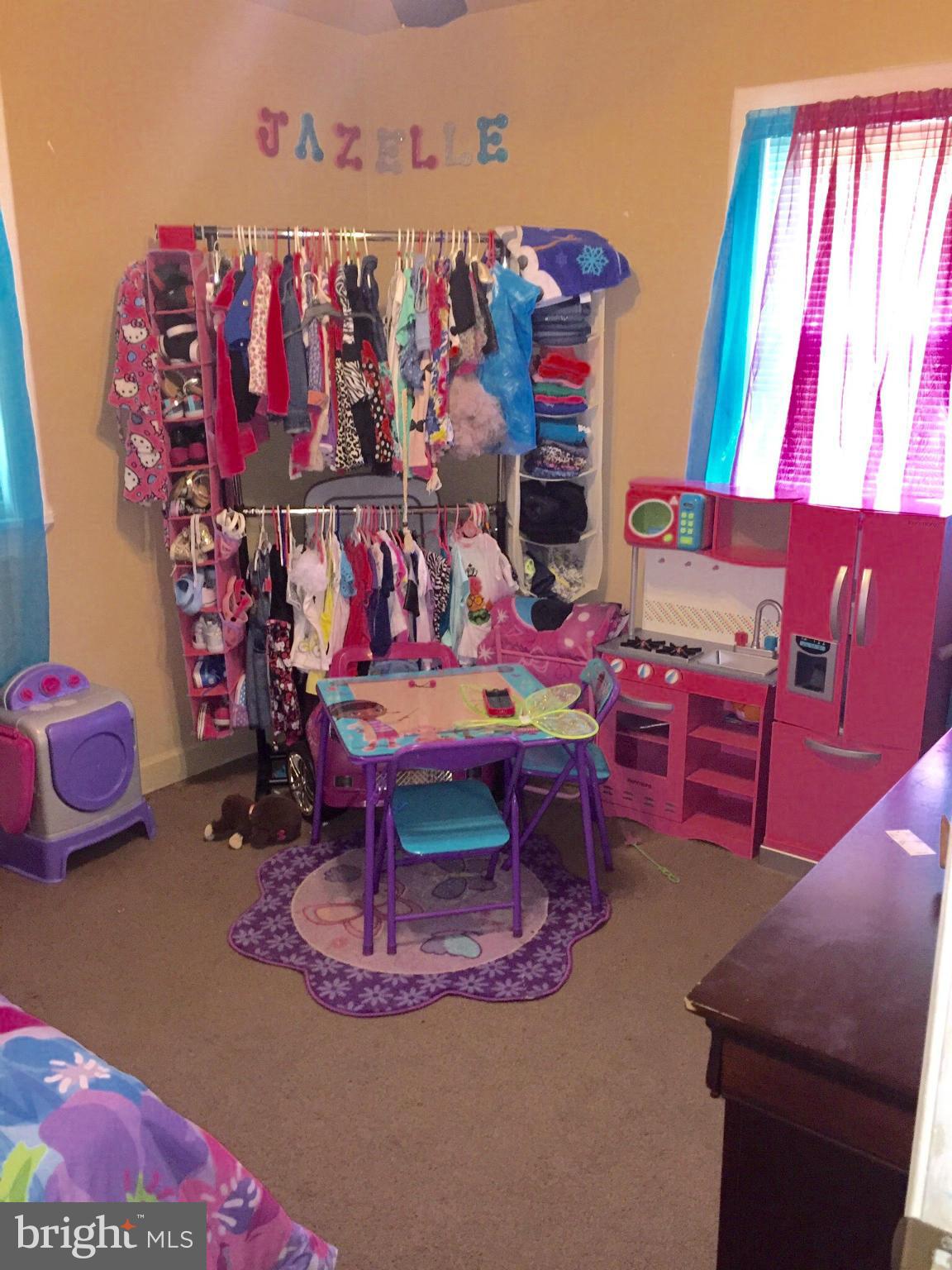 ROLAND TERRACE - Residential