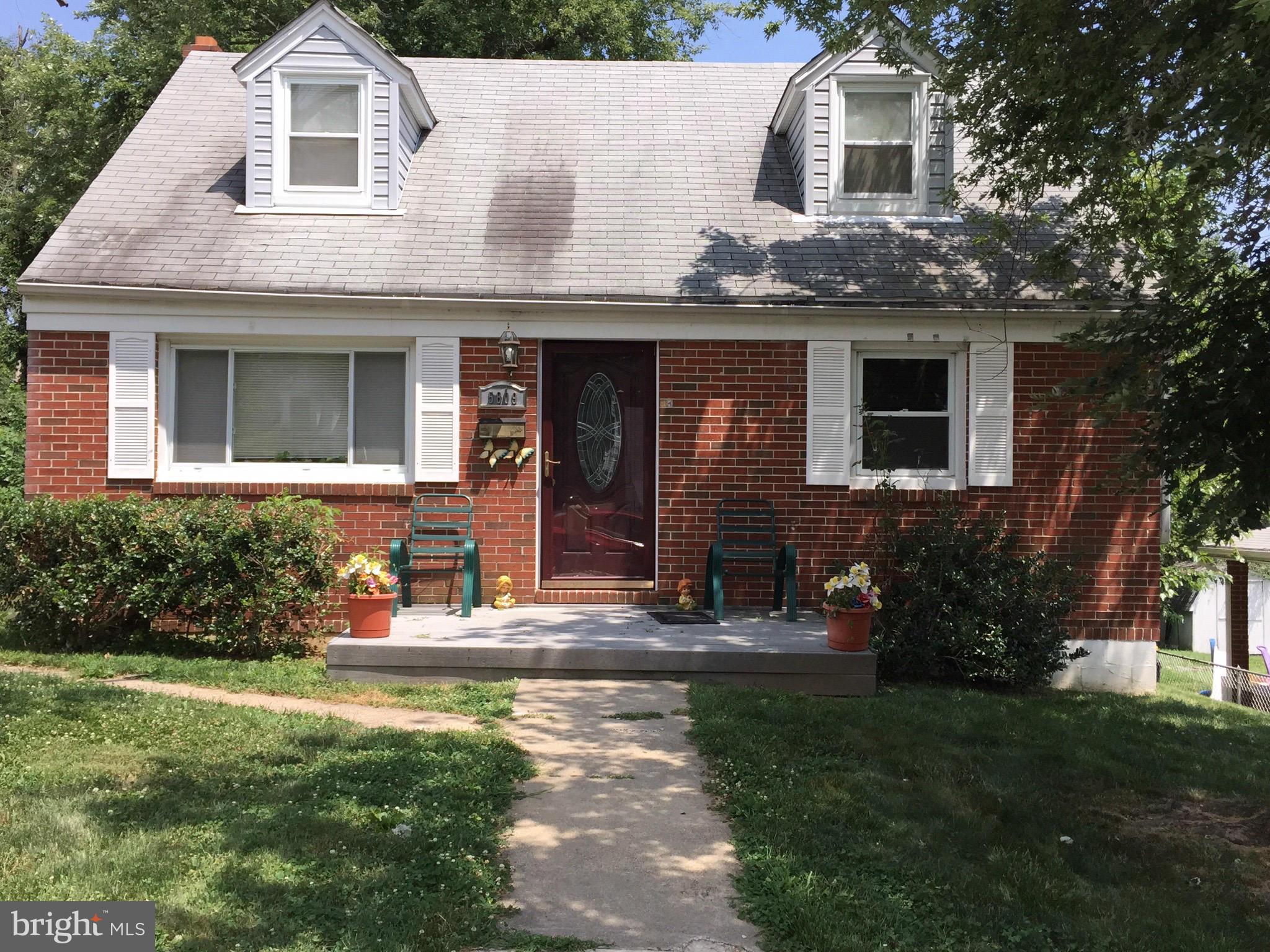 ROLAND TERRACE - Residential