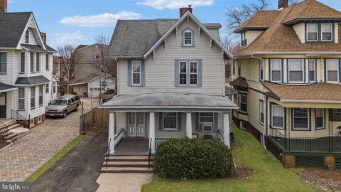 56 RIDGE ST ORANGE NJ 07050