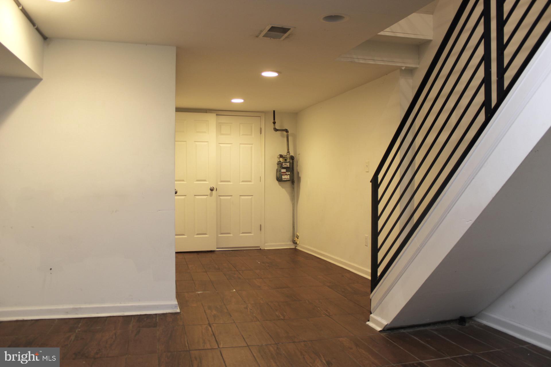 COBBS CREEK - Residential