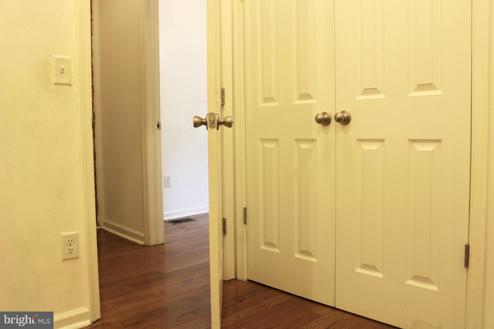 COBBS CREEK - Residential