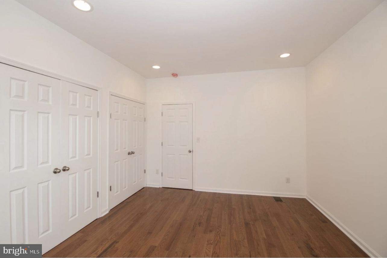 COBBS CREEK - Residential