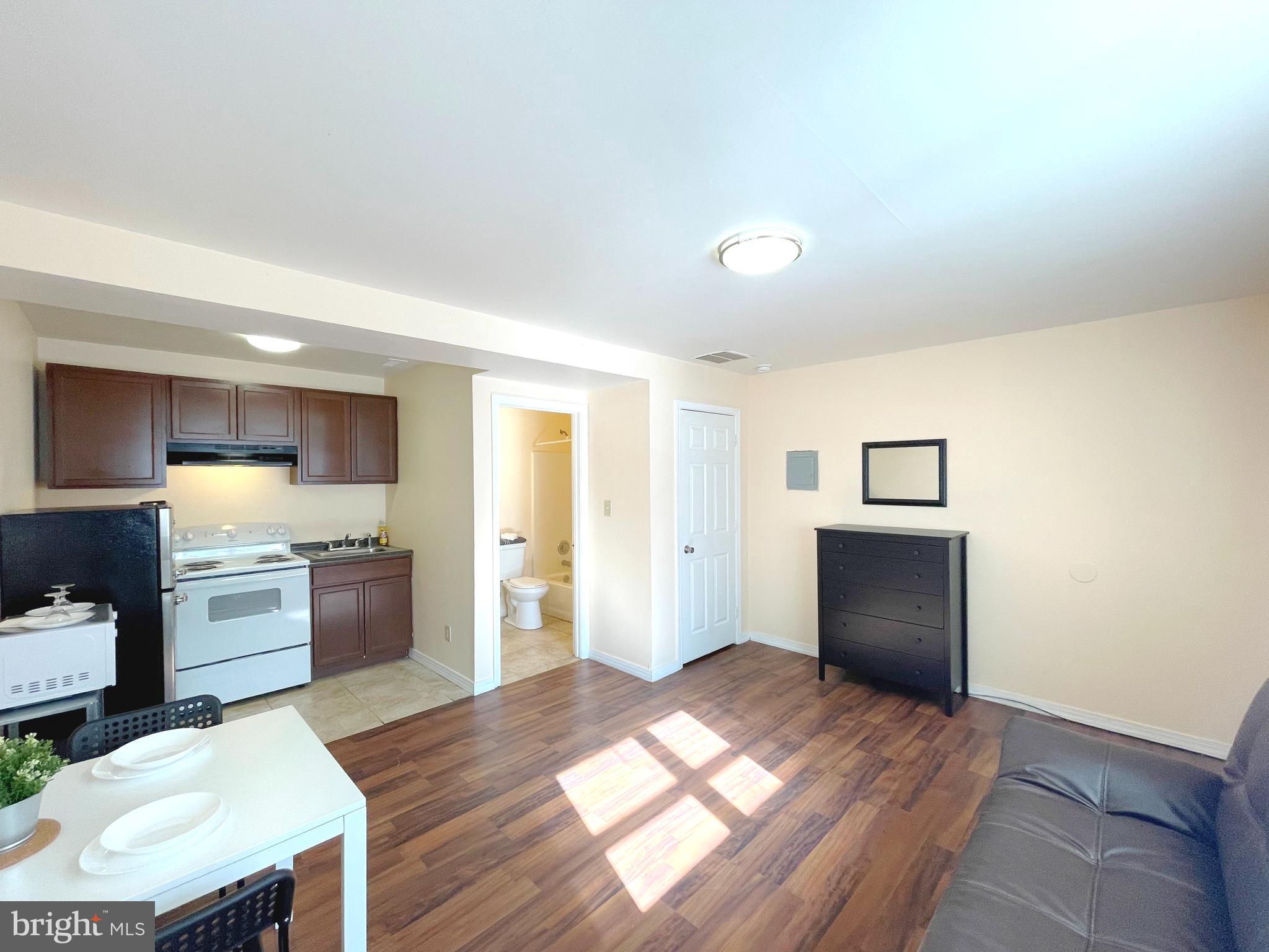 HEWITTS - Residential Lease