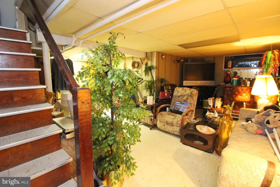 ORIGINAL NORTHWOOD - Residential