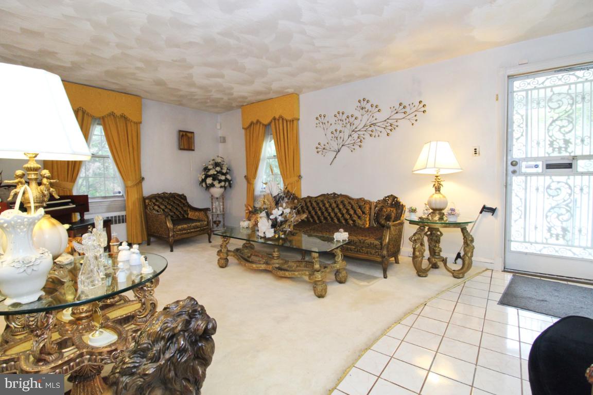 ORIGINAL NORTHWOOD - Residential