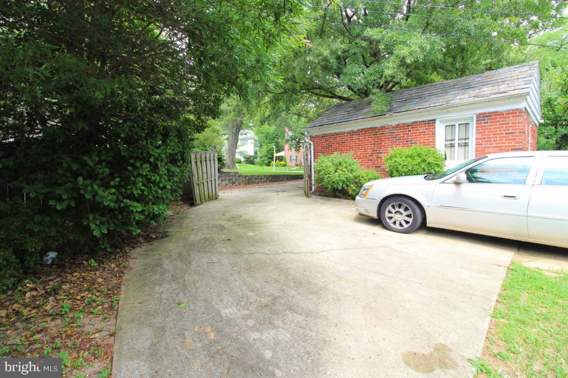 ORIGINAL NORTHWOOD - Residential