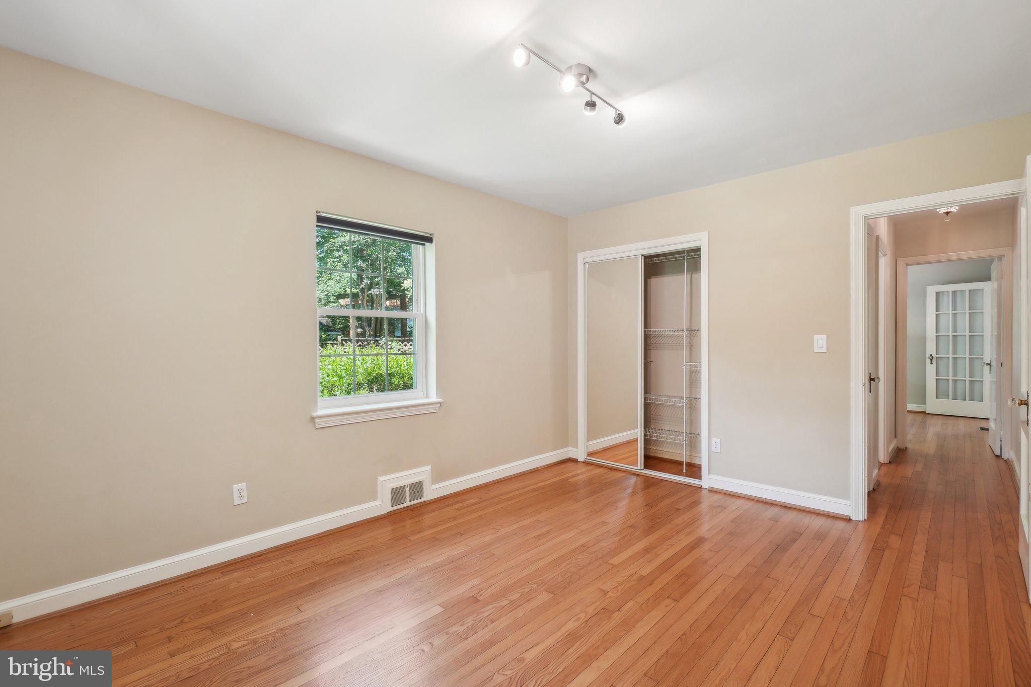 WOODMOOR - Residential