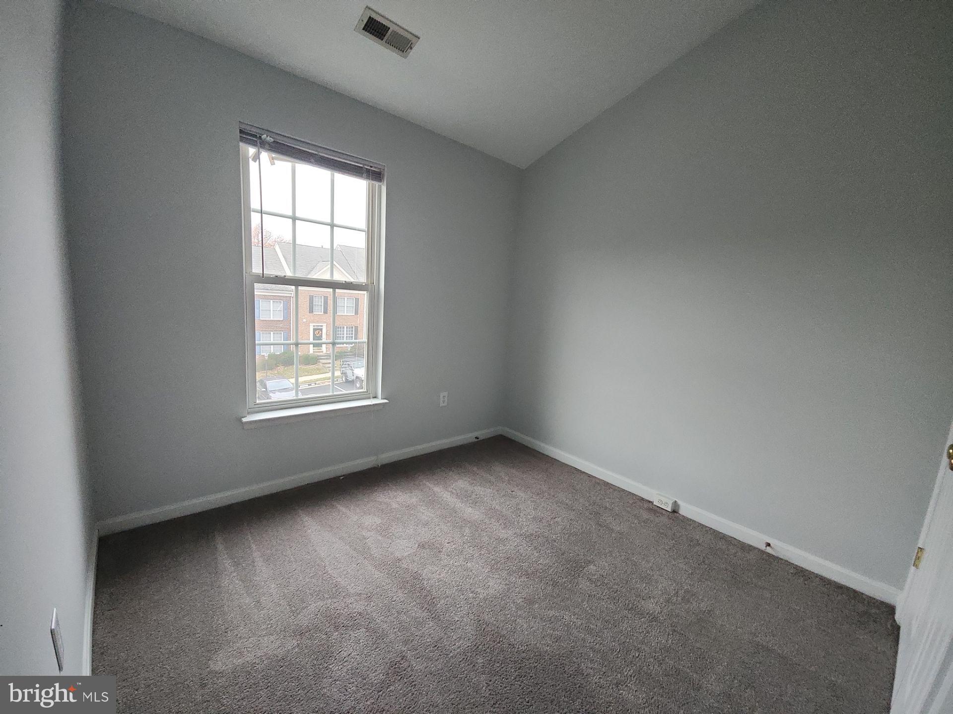 AZALEA WOODS - Residential Lease