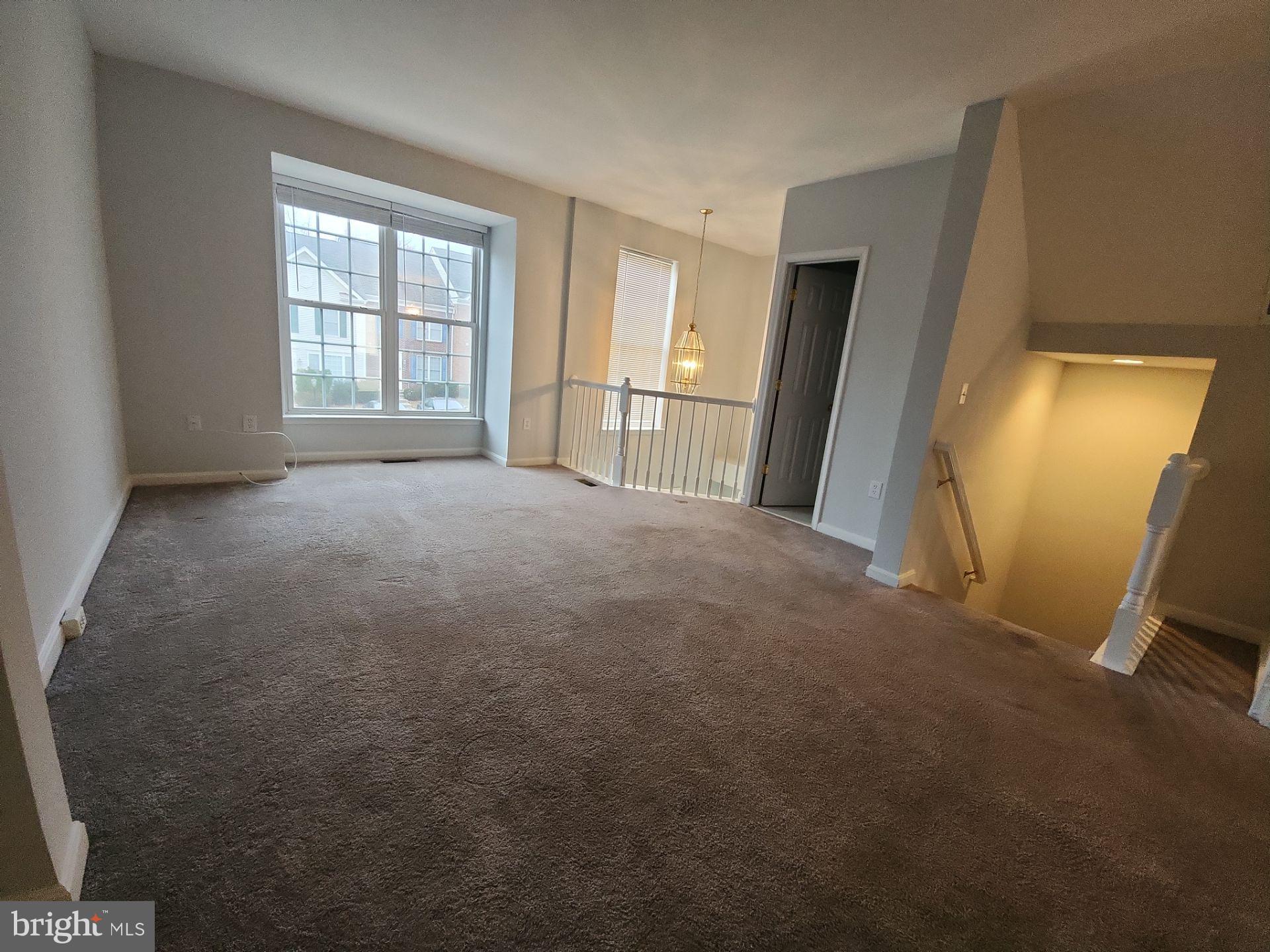 AZALEA WOODS - Residential Lease