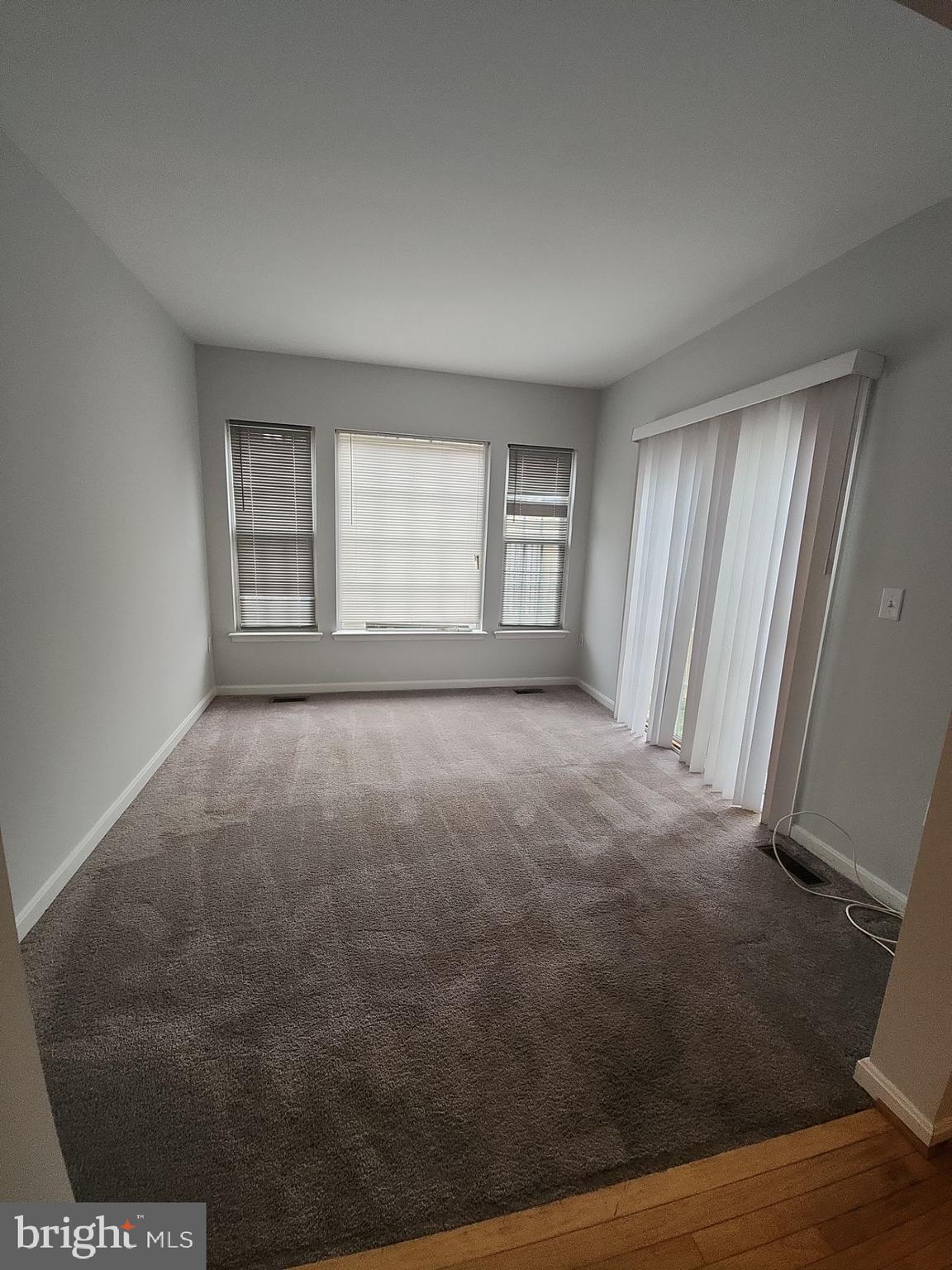 AZALEA WOODS - Residential Lease