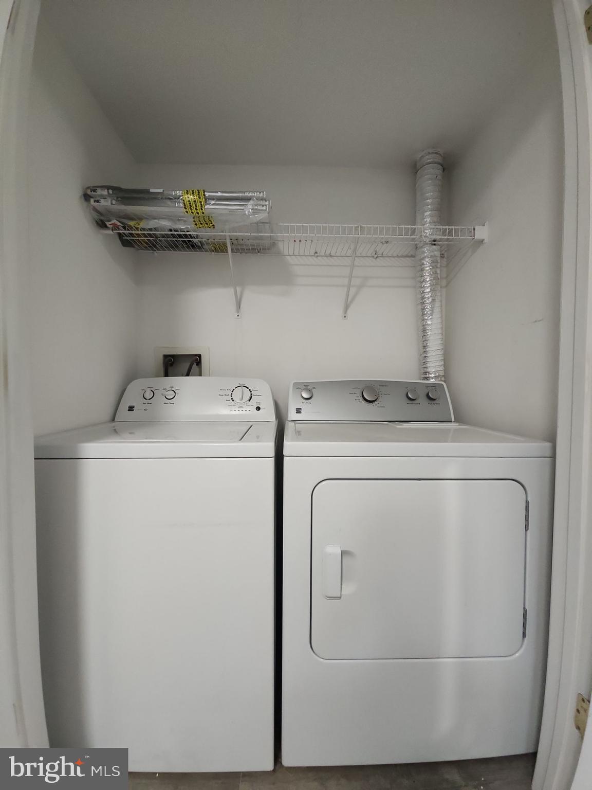 AZALEA WOODS - Residential Lease