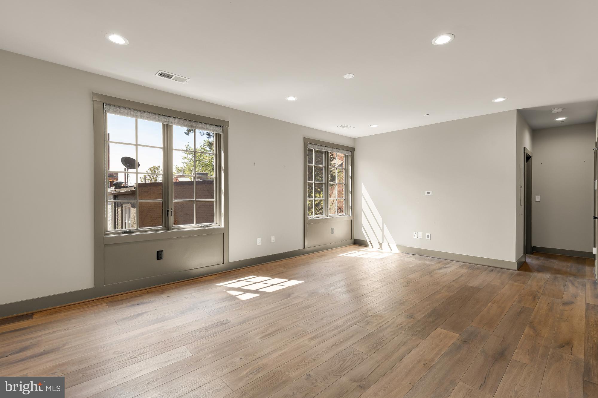 GEORGETOWN - Residential