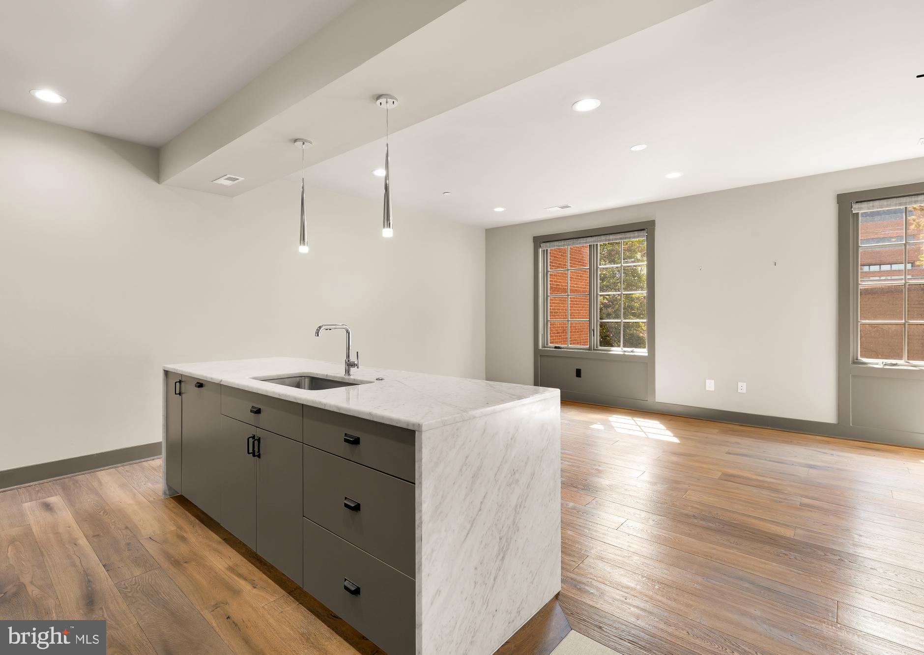 3220 GRACE STREET NW 5