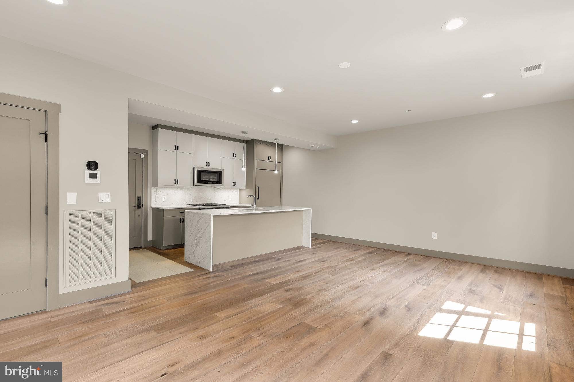 GEORGETOWN - Residential