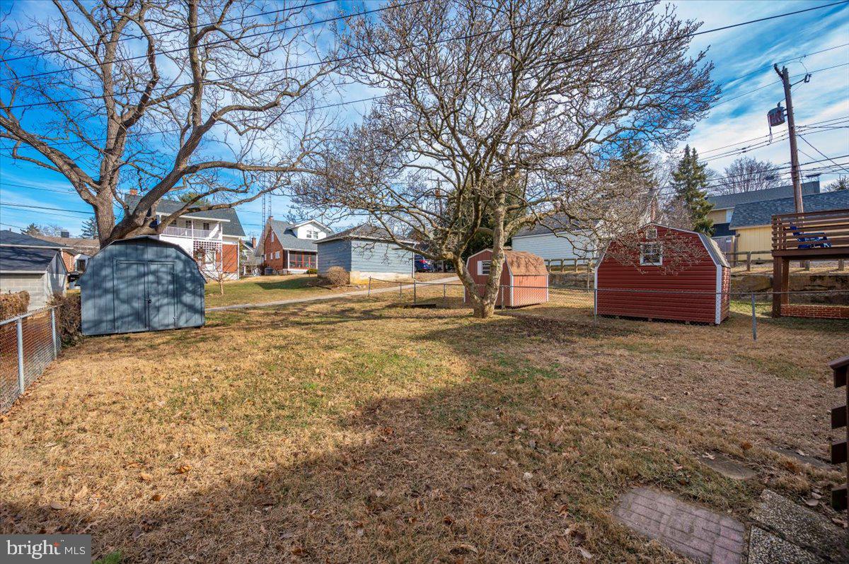 HAGERSTOWN - Residential