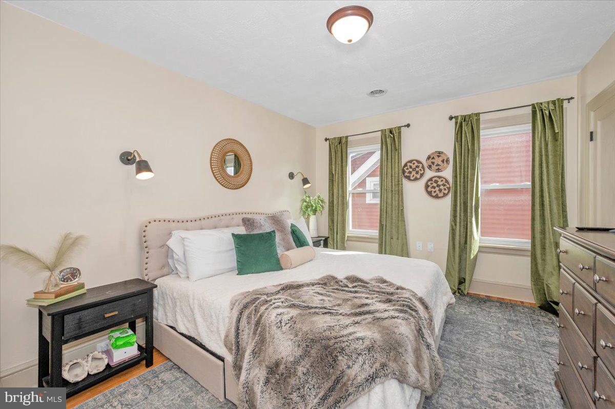 HAGERSTOWN - Residential