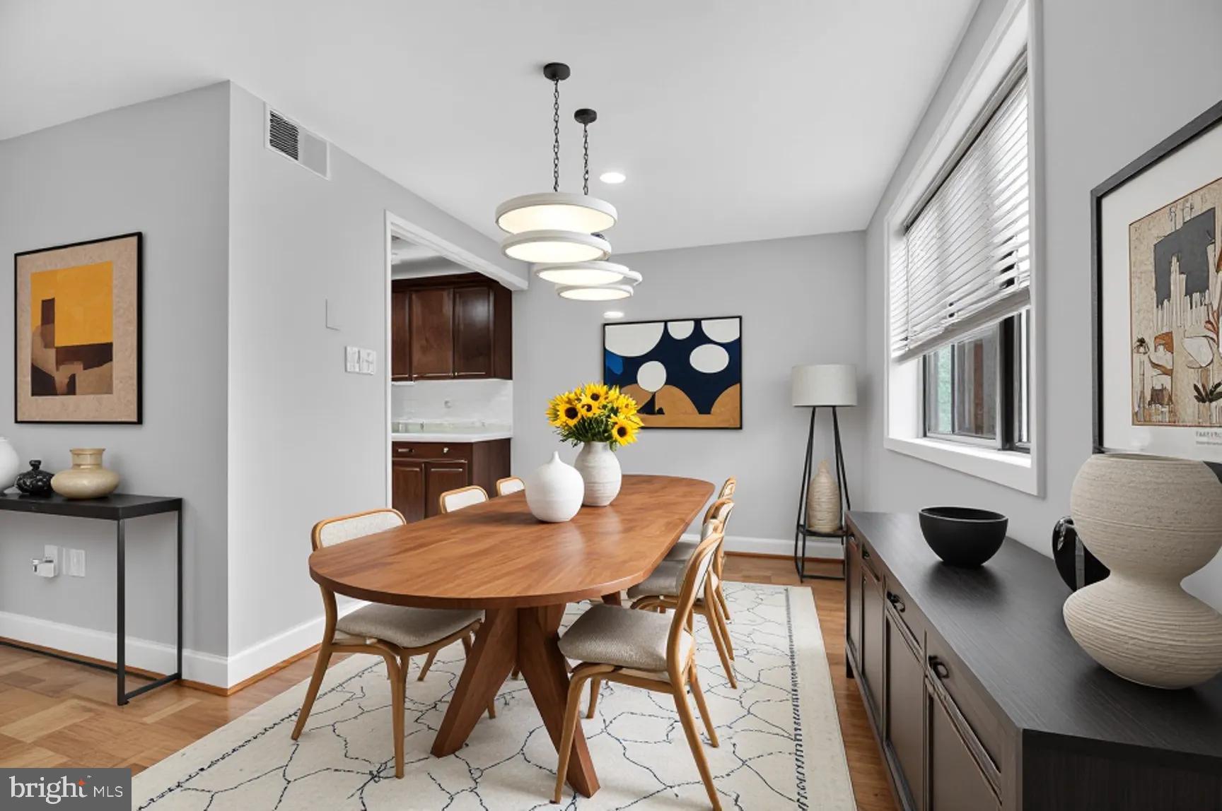 10428 ROCKVILLE PIK 301