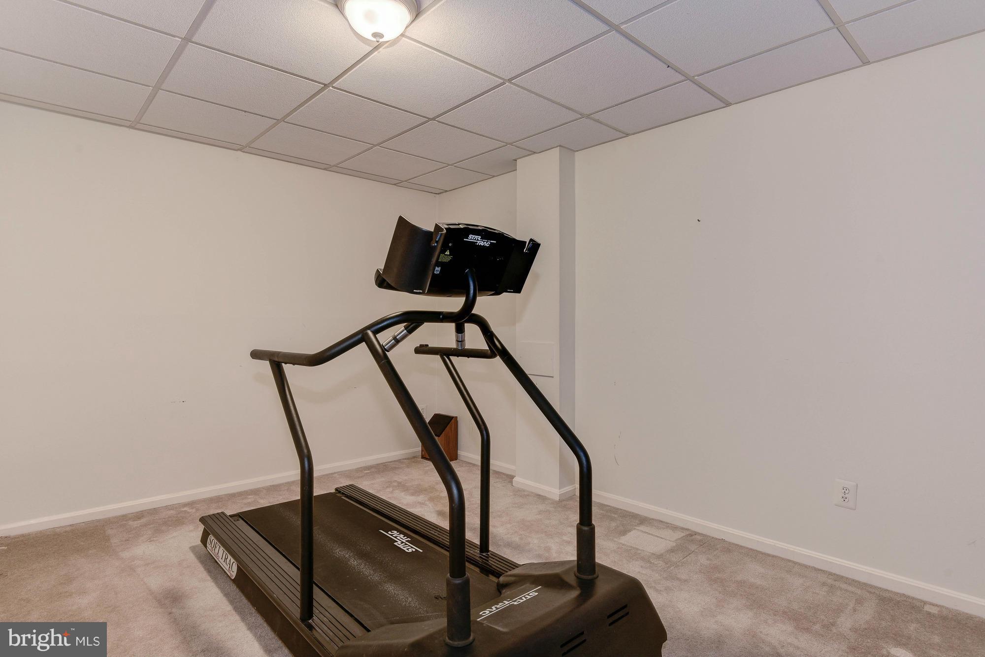 WESTMORELAND HILLS - Residential