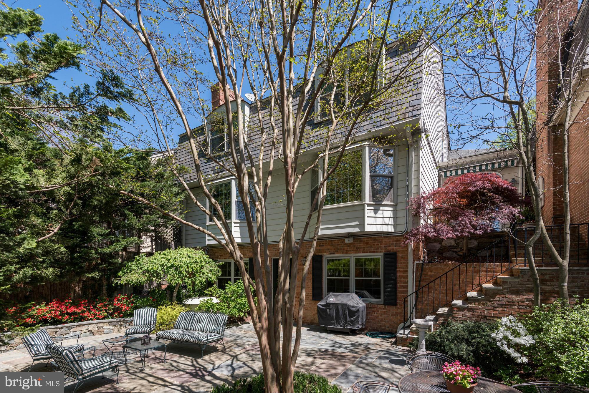 WESTMORELAND HILLS - Residential