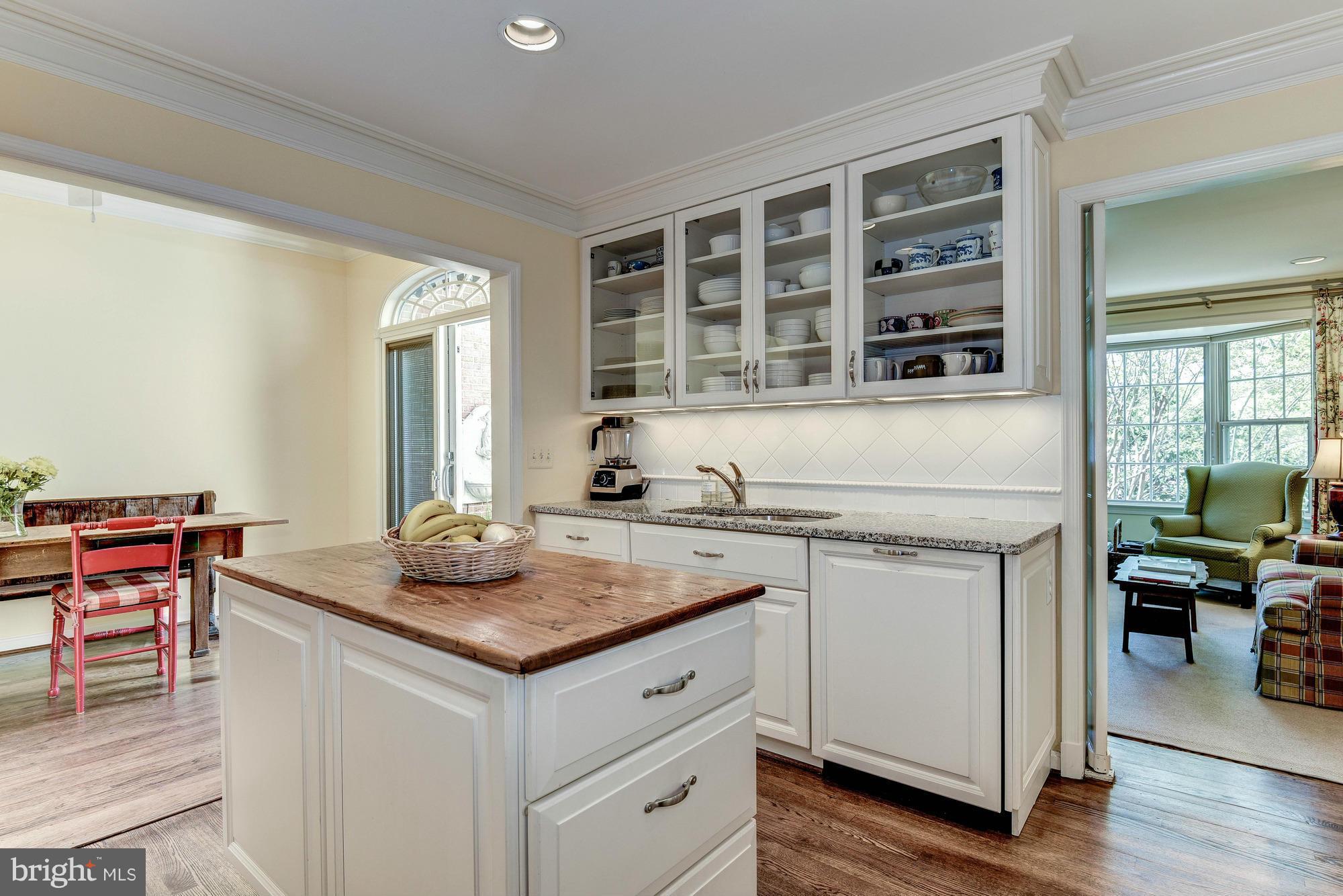 WESTMORELAND HILLS - Residential