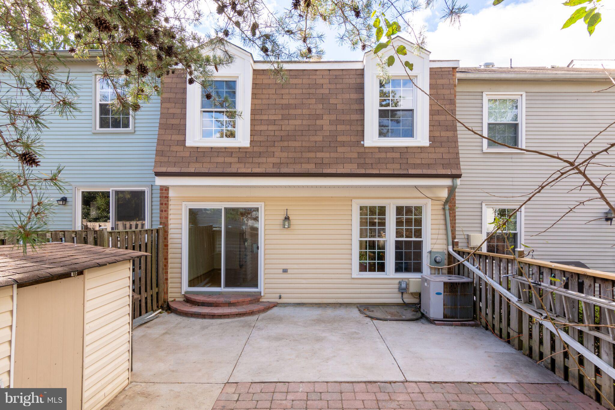 COMSTOCK - Residential