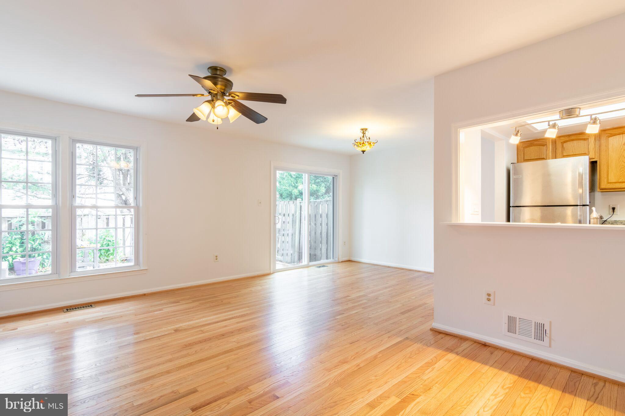 COMSTOCK - Residential