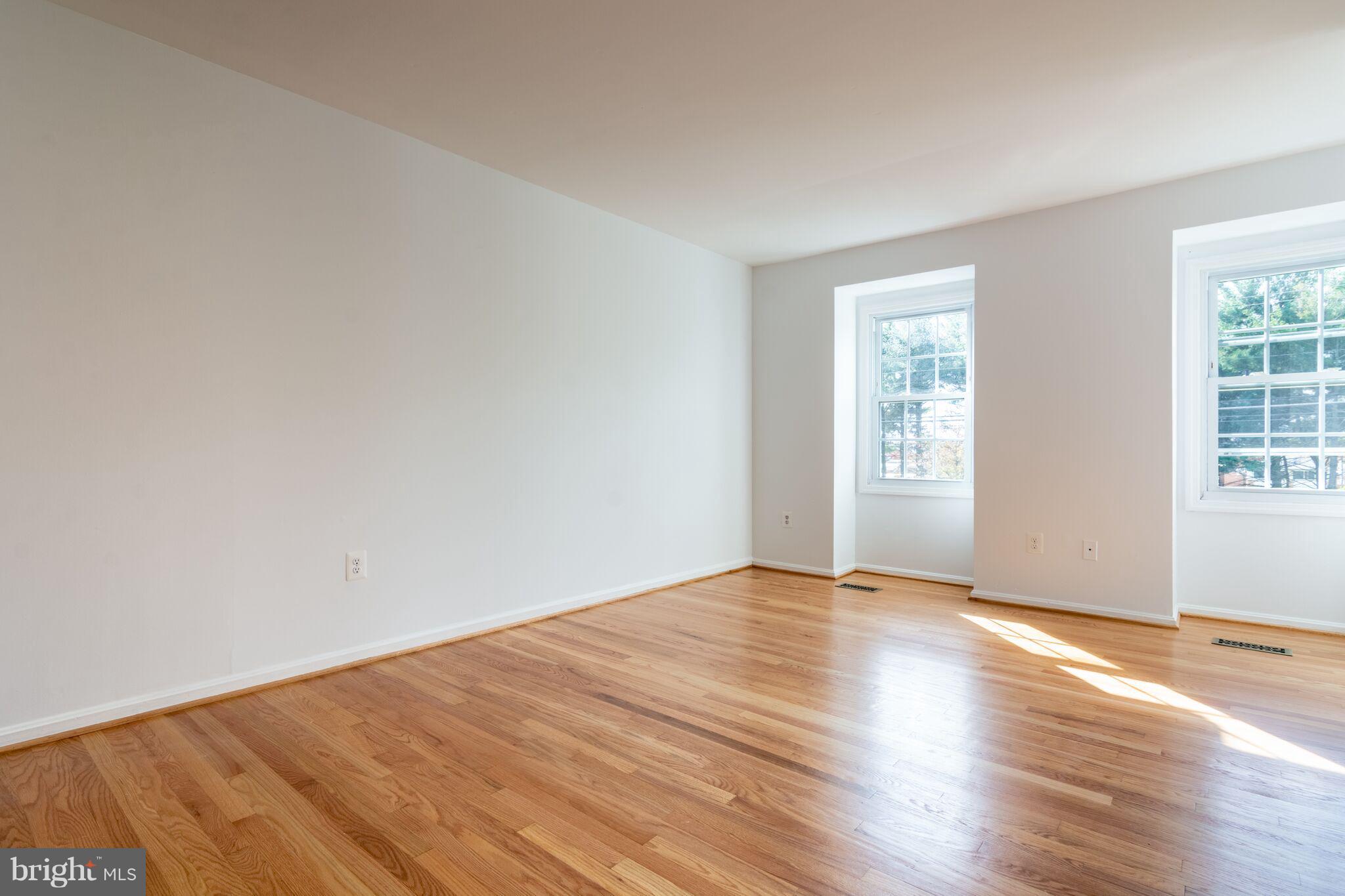 COMSTOCK - Residential