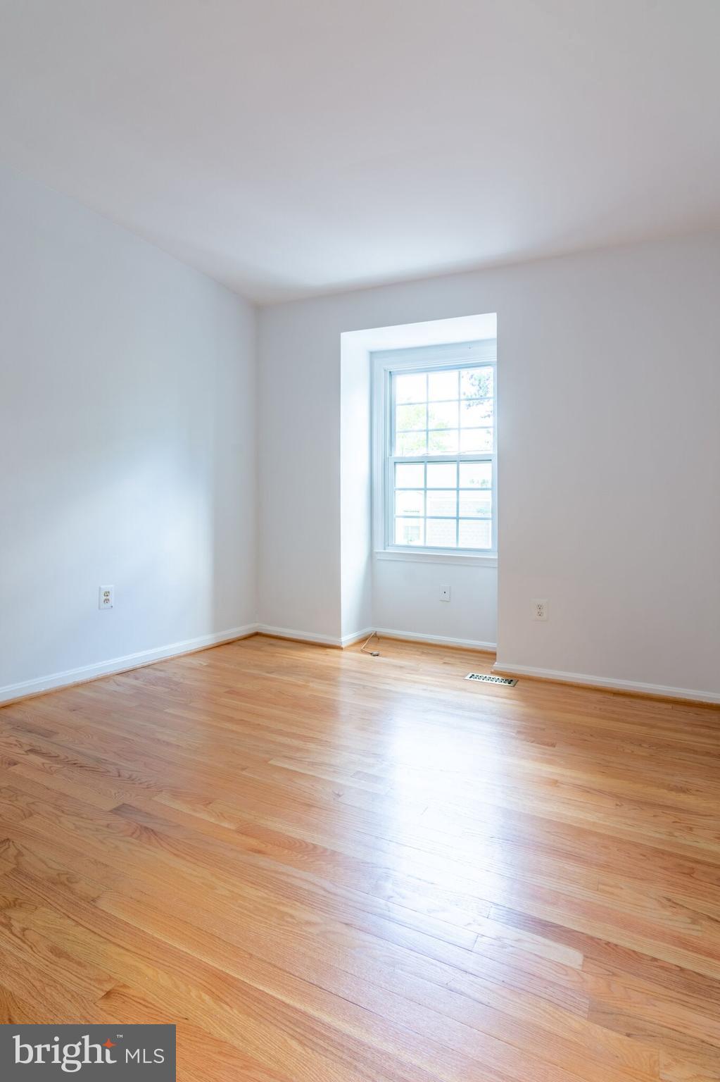 COMSTOCK - Residential