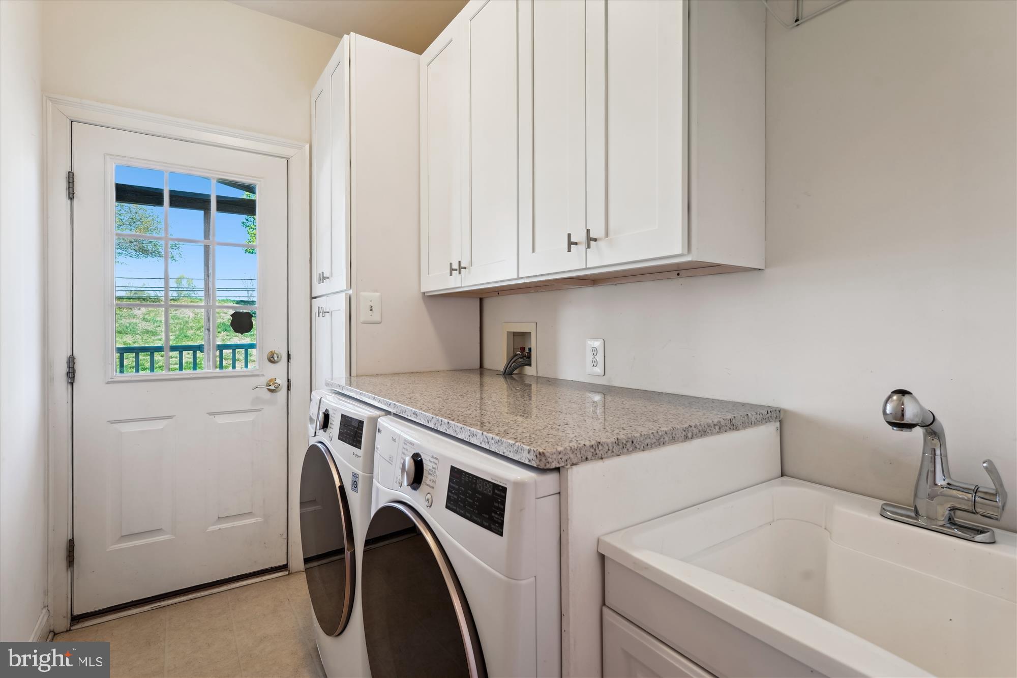 WILLOWS OF POTOMAC - Residential