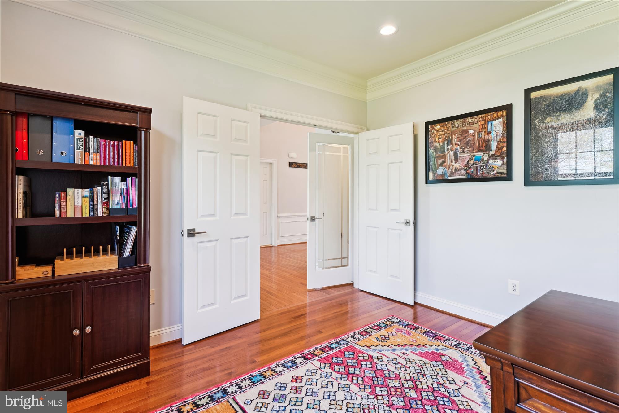 WILLOWS OF POTOMAC - Residential