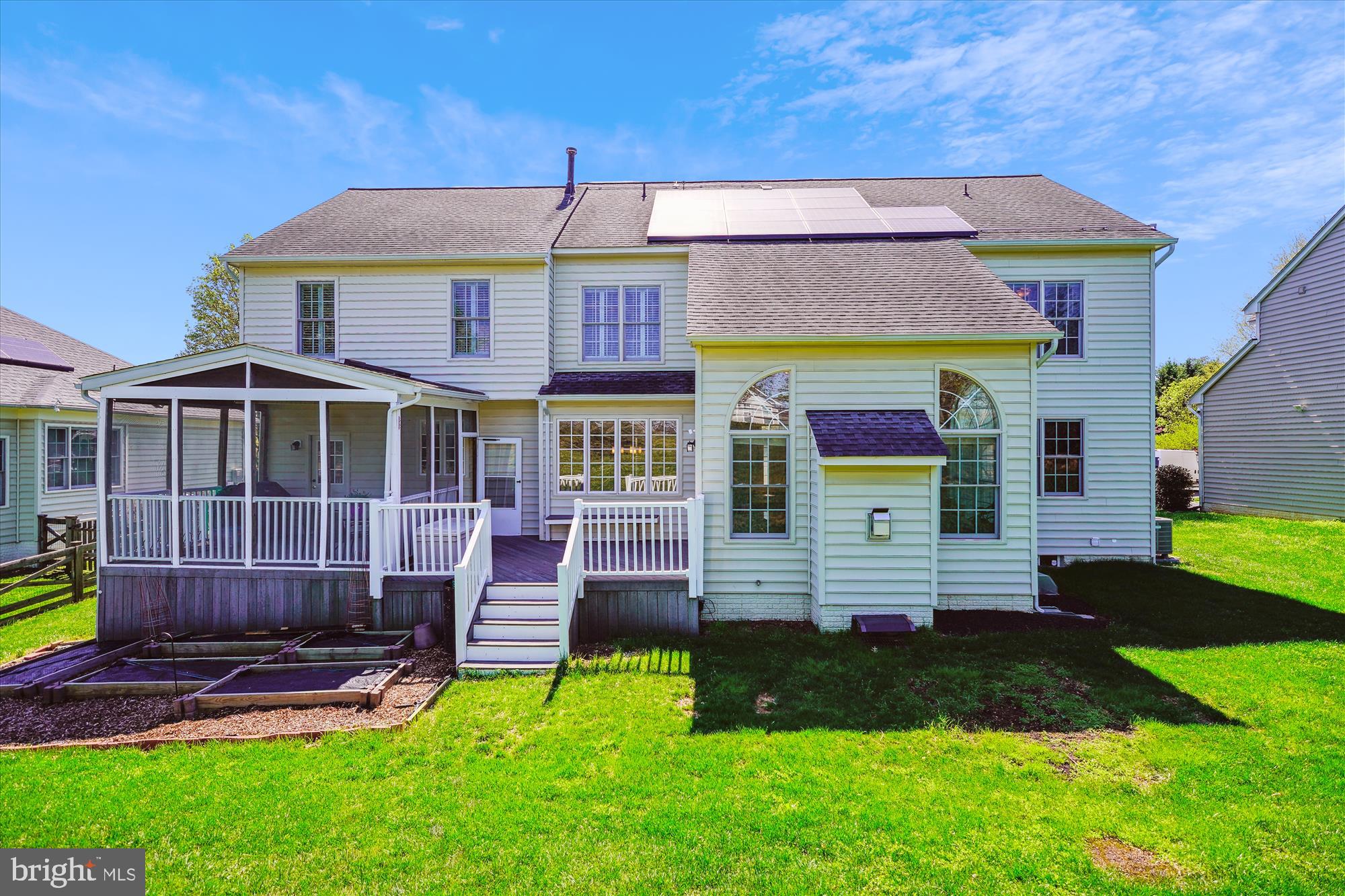 WILLOWS OF POTOMAC - Residential