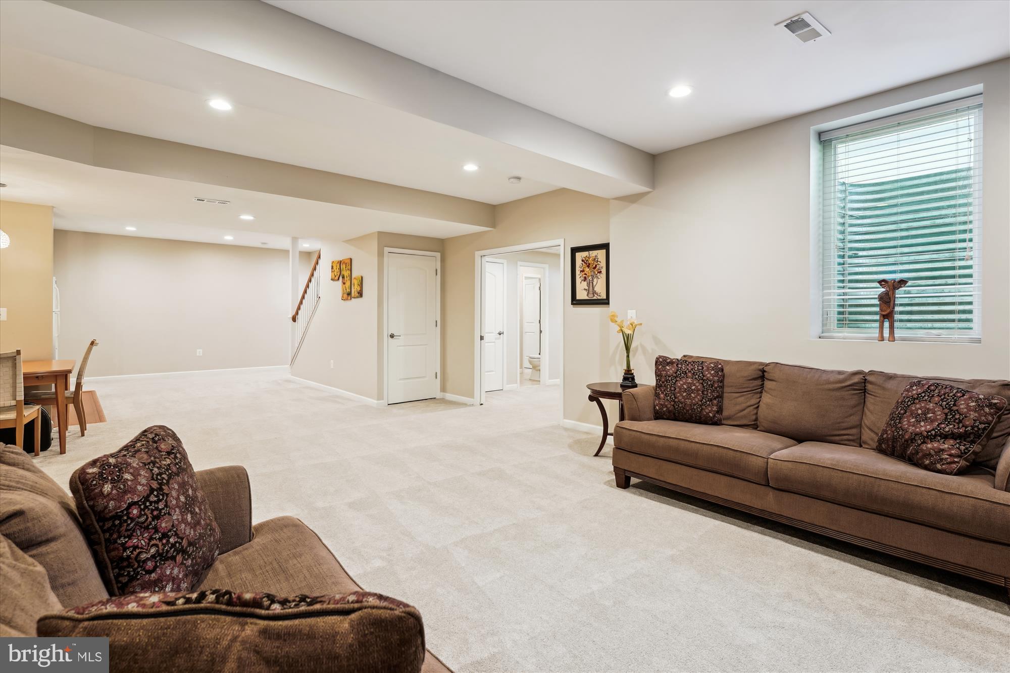 WILLOWS OF POTOMAC - Residential