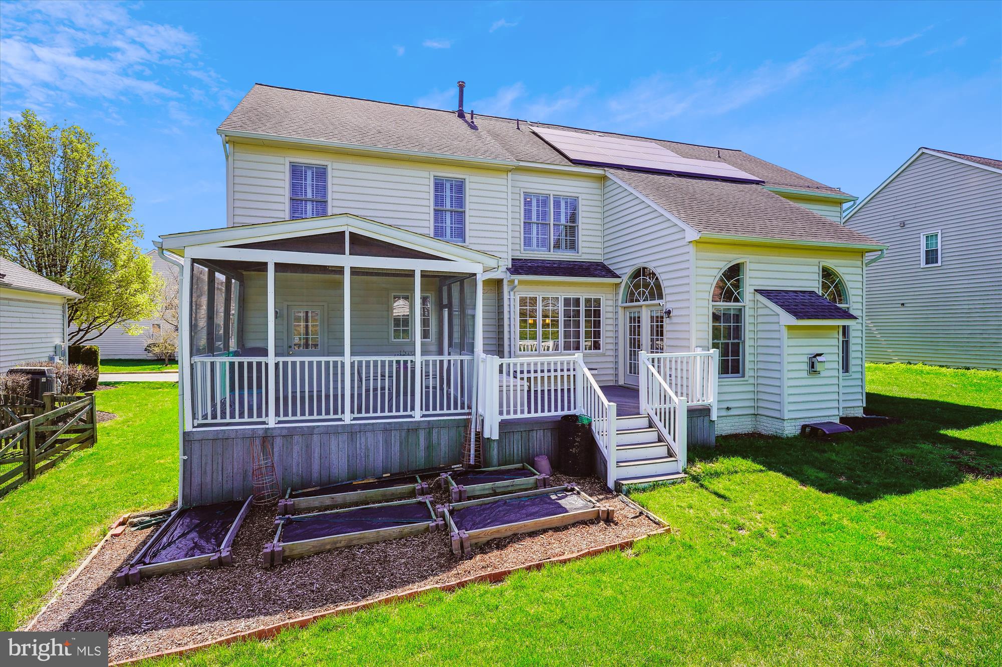 WILLOWS OF POTOMAC - Residential