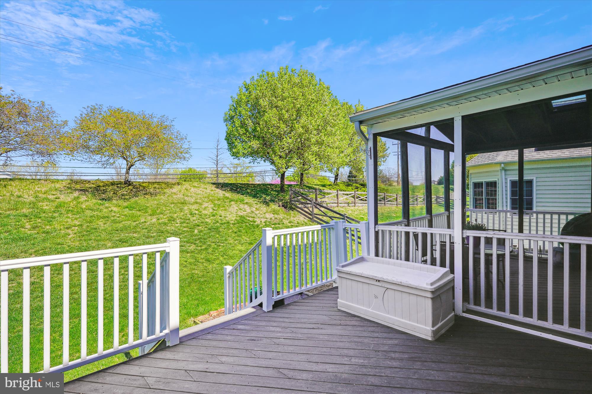 WILLOWS OF POTOMAC - Residential