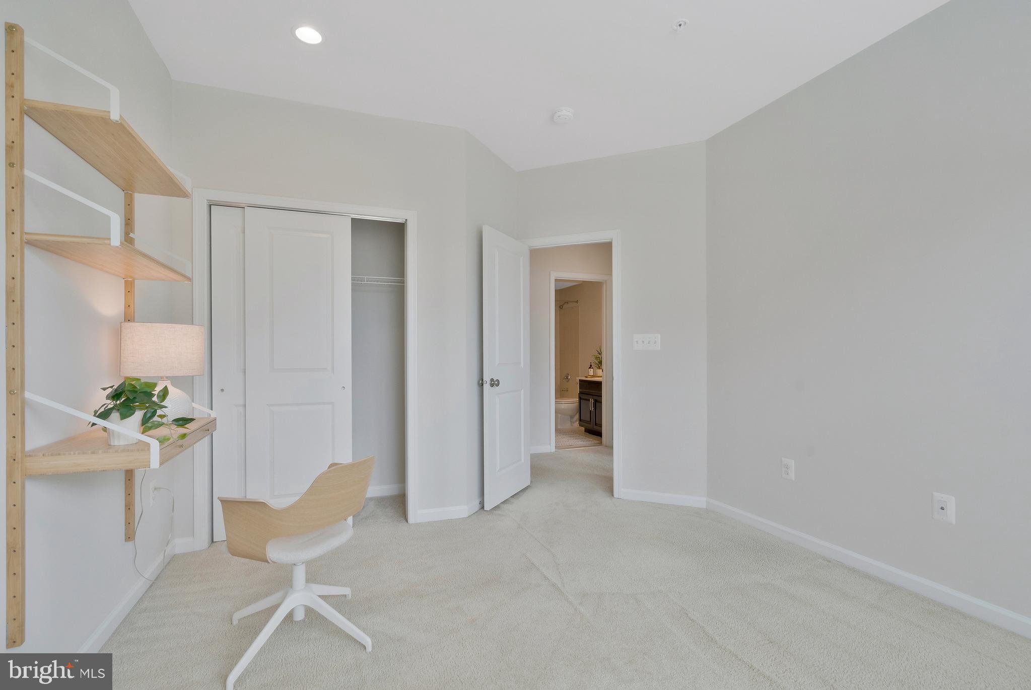 THE BUCKINGHAM AT LOUDOUN VALLEY - Residential Lease