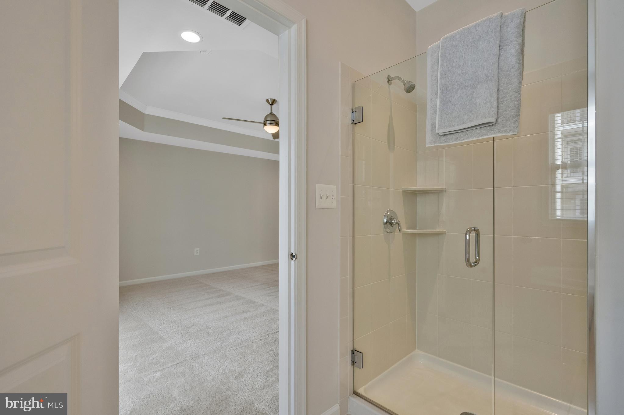 THE BUCKINGHAM AT LOUDOUN VALLEY - Residential Lease