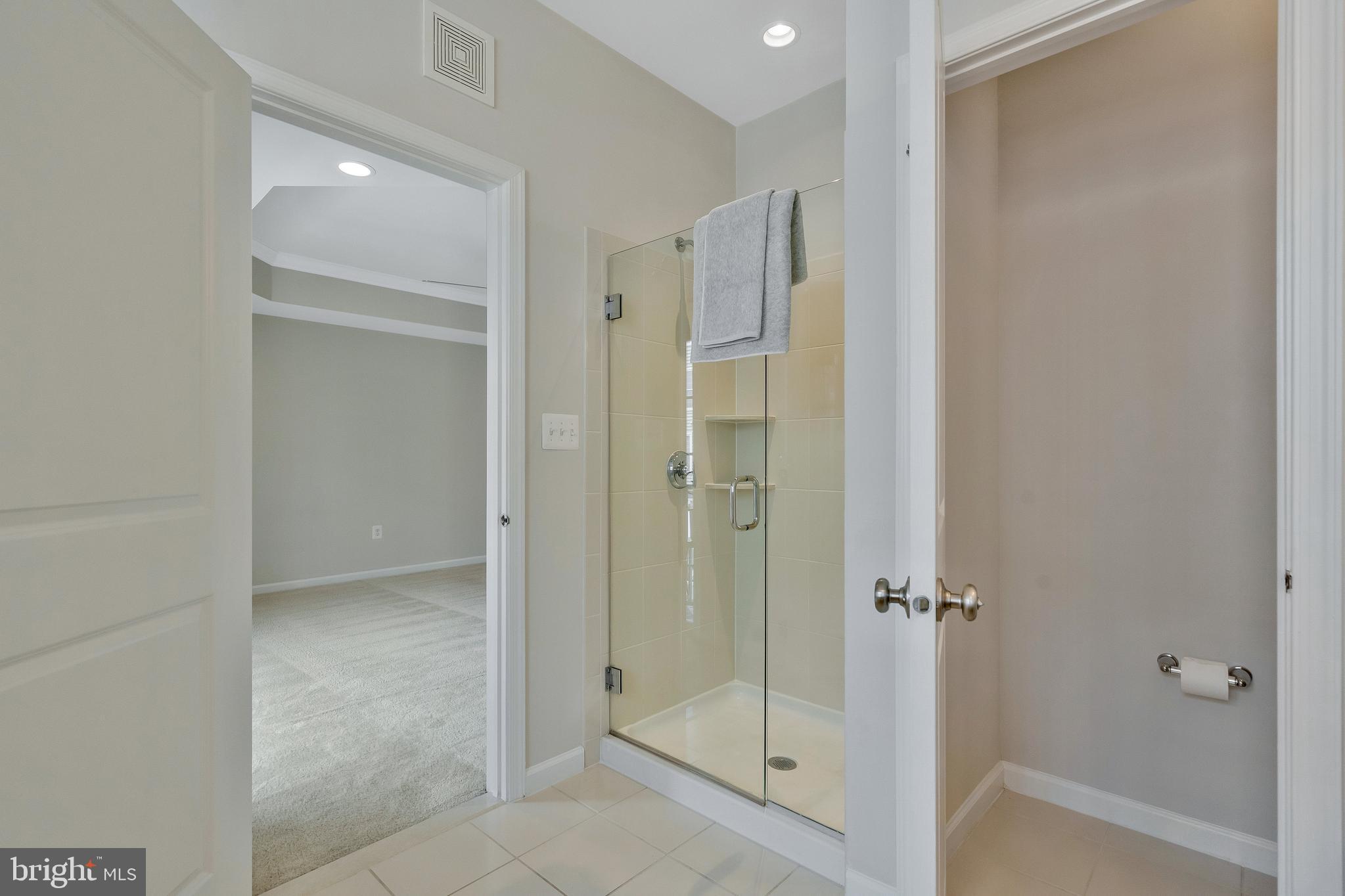 THE BUCKINGHAM AT LOUDOUN VALLEY - Residential Lease