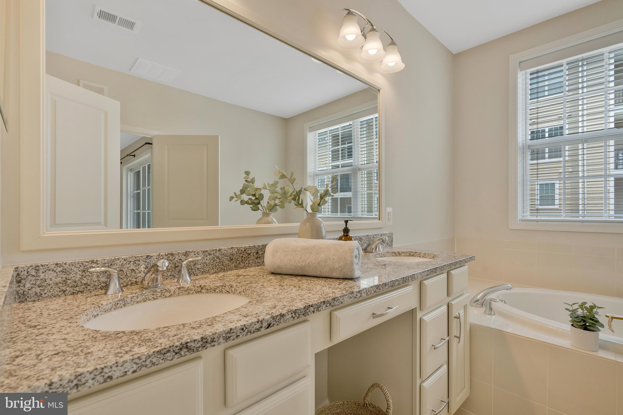 THE BUCKINGHAM AT LOUDOUN VALLEY - Residential Lease