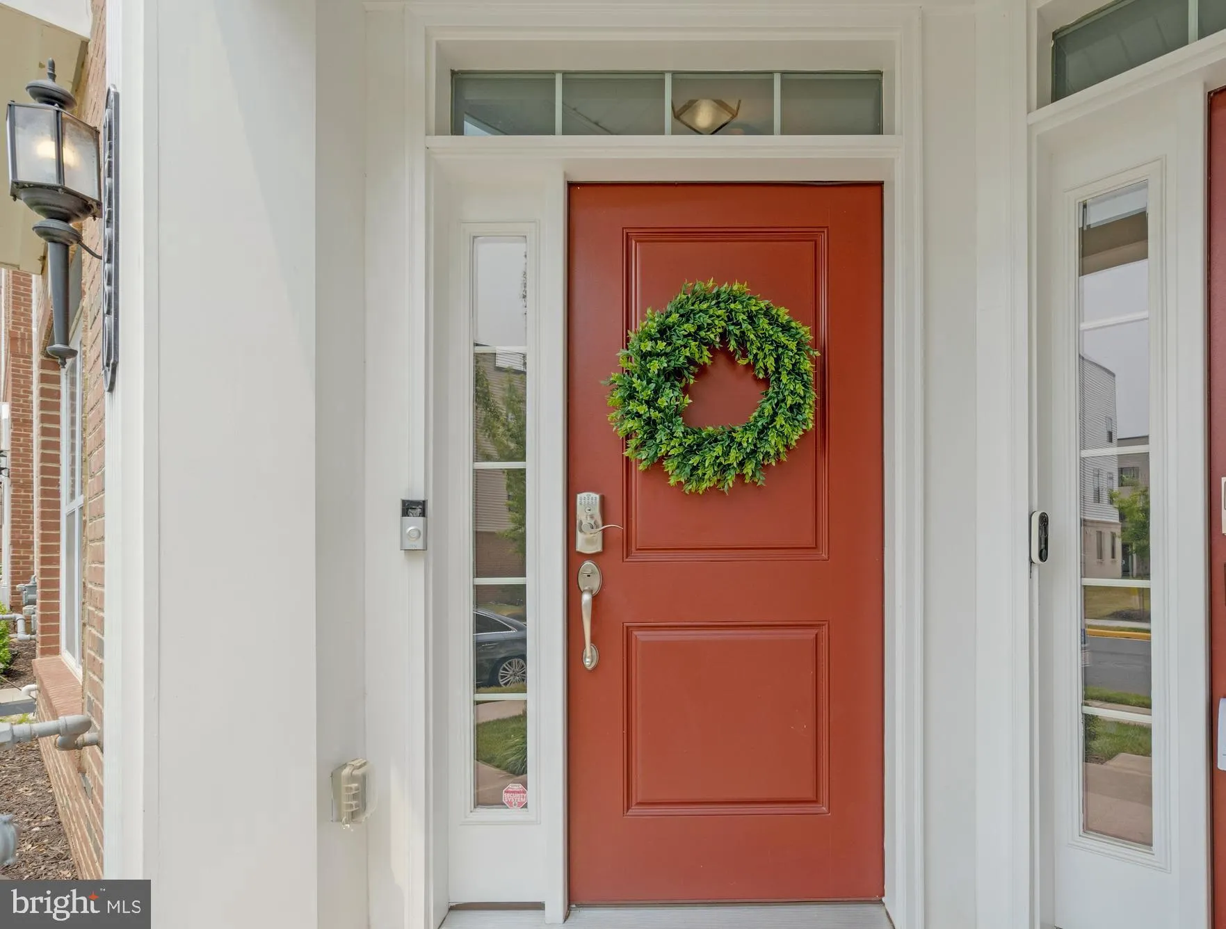 Ashburn, Virginia 20148, United States, 3 Bedrooms Bedrooms, ,3 BathroomsBathrooms,Residential,Contingent,123232