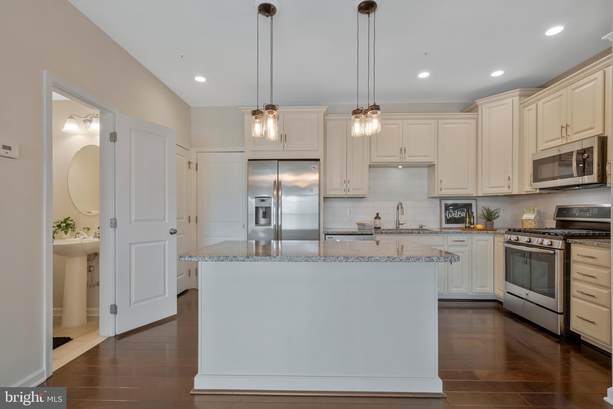 THE BUCKINGHAM AT LOUDOUN VALLEY - Residential Lease