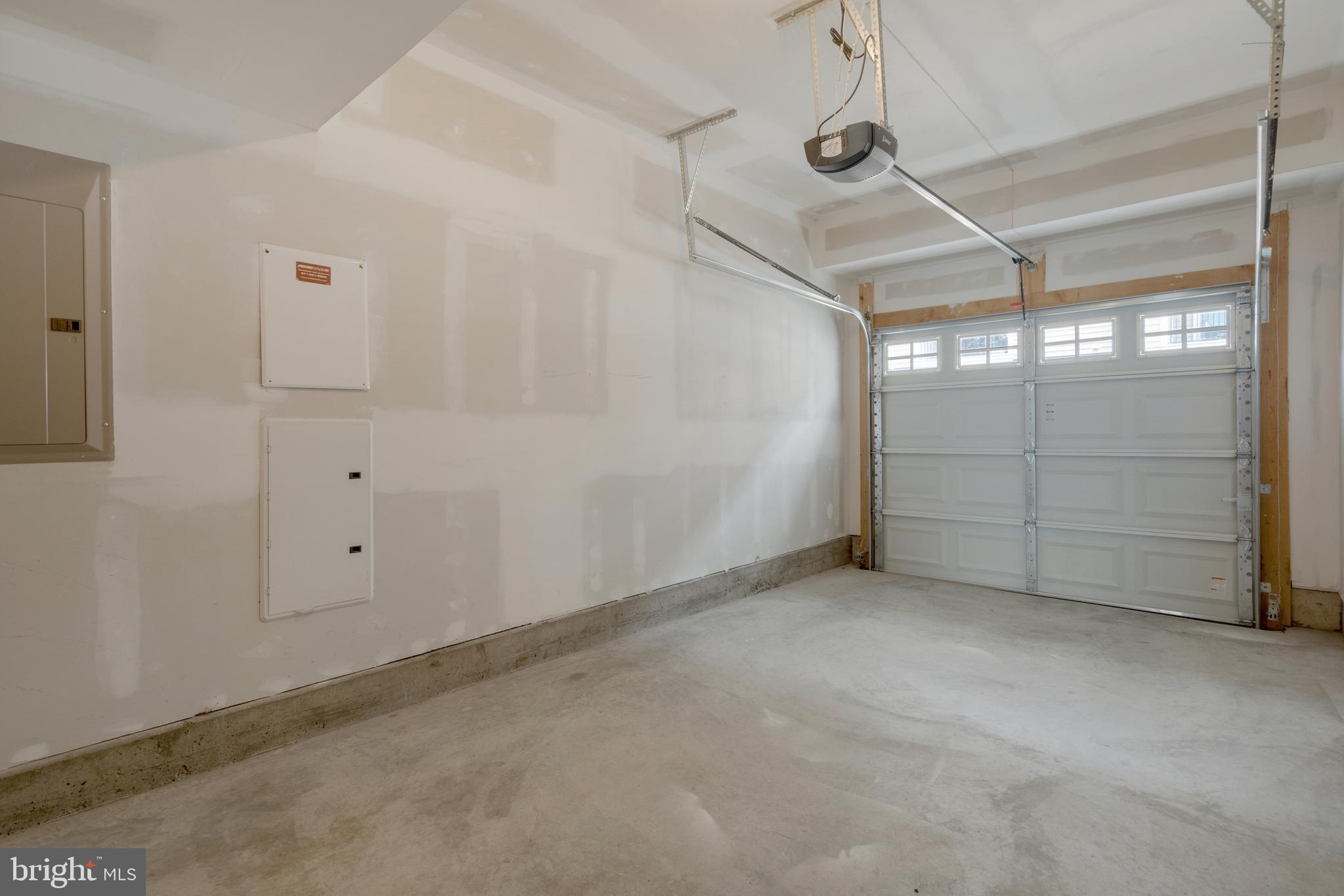 THE BUCKINGHAM AT LOUDOUN VALLEY - Residential Lease