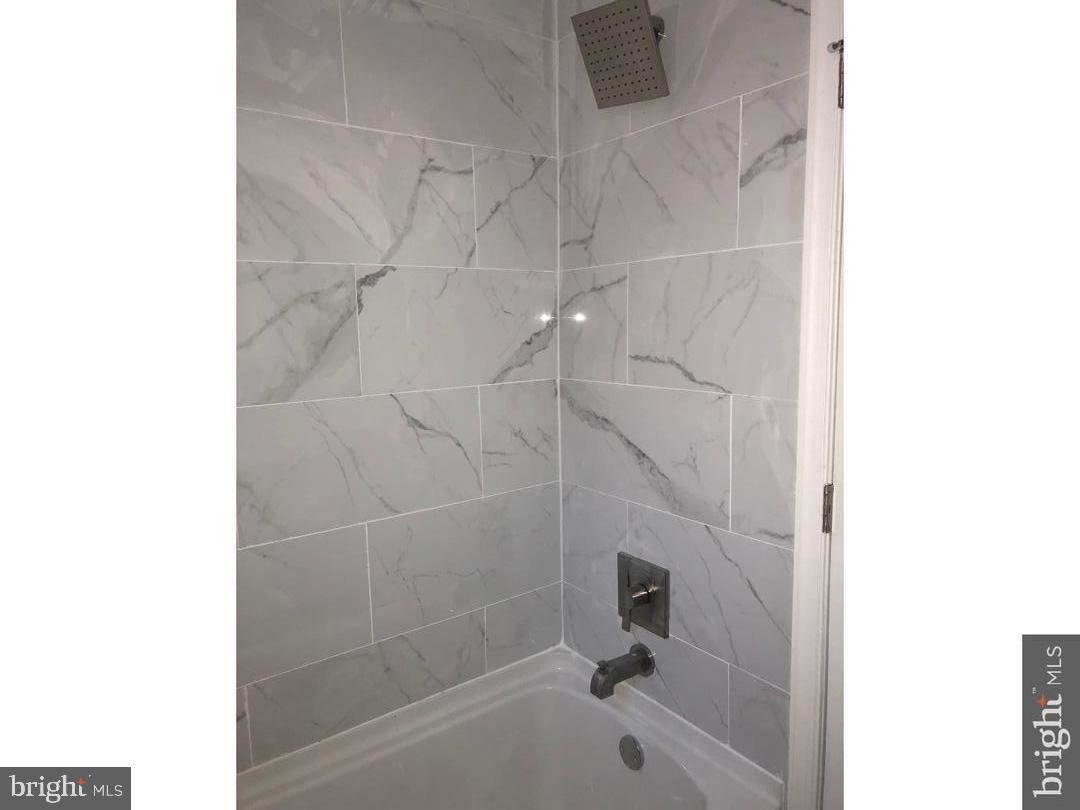 POINT BREEZE - Residential Lease